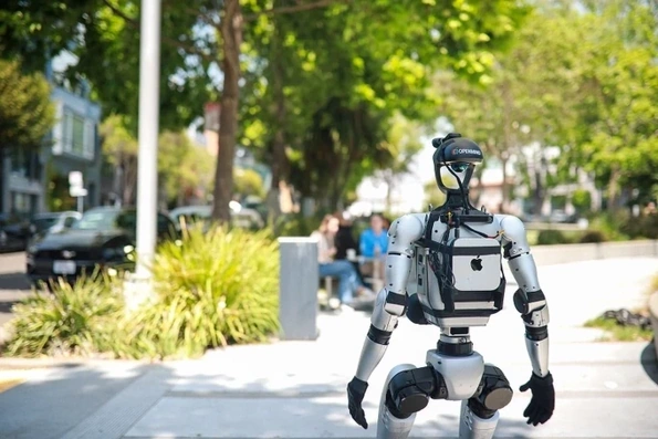 Công ty Mỹ tạo hệ điều hành cho robot hình người Trung Quốc