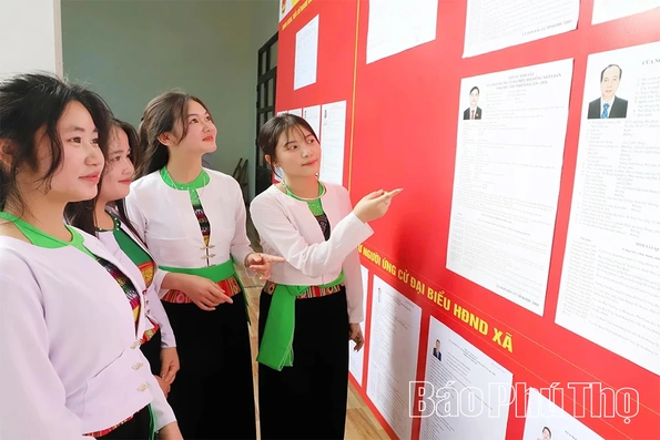 Hướng về ngày hội non sông