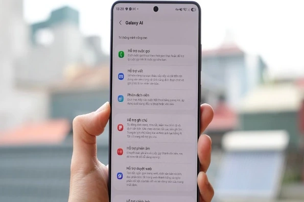 Galaxy S26: Khi Samsung định nghĩa lại “AI Phone tích hợp” từ phần cứng