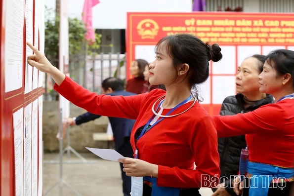 “Ngày hội non sông” trên quê hương Đất Tổ