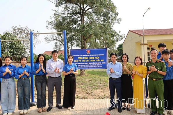 Khí thế tháng Ba