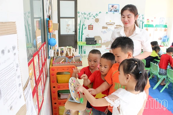 Phổ cập giáo dục mầm non ở vùng khó - Hành trình bền bỉ nơi non cao
