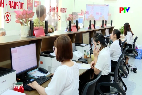 Quyết liệt xử lý hồ sơ chậm muộn