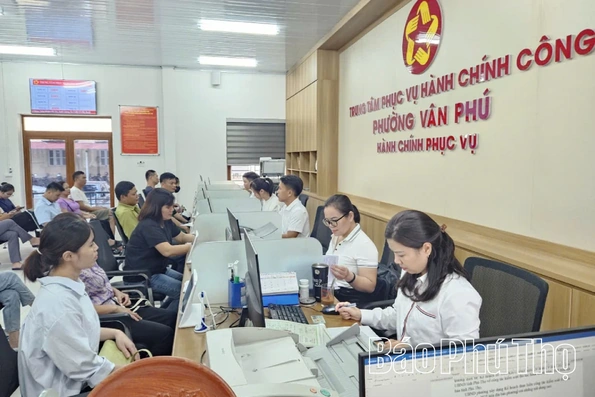 Dấu ấn công tác tổ chức cán bộ