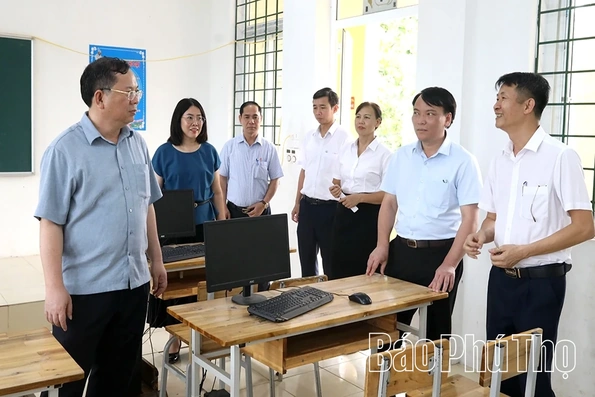 Kiểm tra, tháo gỡ khó khăn tại các trường học vùng khó 2 xã Lương Sơn, Liên Sơn