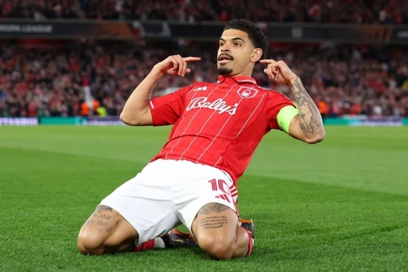 Nottingham Forest vào bán kết Europa League sau hơn 140 năm