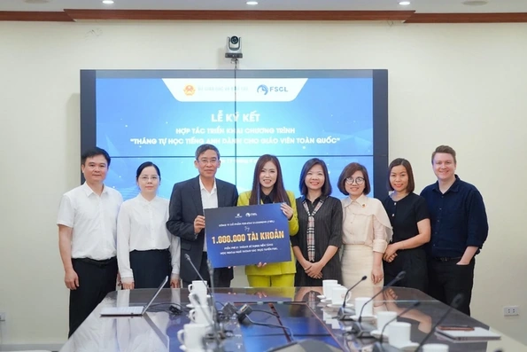 Phát động “Tháng tự học tiếng Anh” quy mô toàn quốc dành cho giáo viên