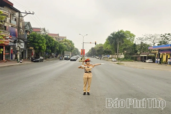 Giữ vững địa bàn, bảo đảm trật tự an toàn giao thông