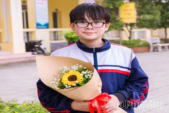 Học sinh Trường THCS Hùng Vương giành Huy chương Vàng tại Cuộc thi Olympic tiếng Anh trên Internet