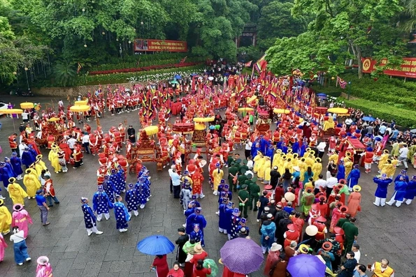 Lượng khách đổ về Phú Thọ dịp Giỗ Tổ tăng mạnh, Đất Việt Green Park đón sóng đầu tư mới