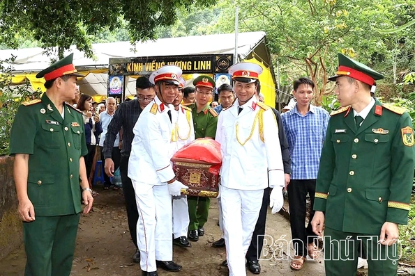 Đón nhận, truy điệu và an táng hài cốt liệt sĩ Hà Thanh Nghệ