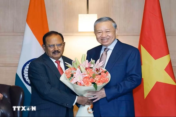 Tổng Bí thư, Chủ tịch nước Tô Lâm tiếp Cố vấn An ninh Quốc gia Ấn Độ Ajit Doval