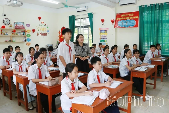 Người “truyền lửa” đam mê môn Lịch sử