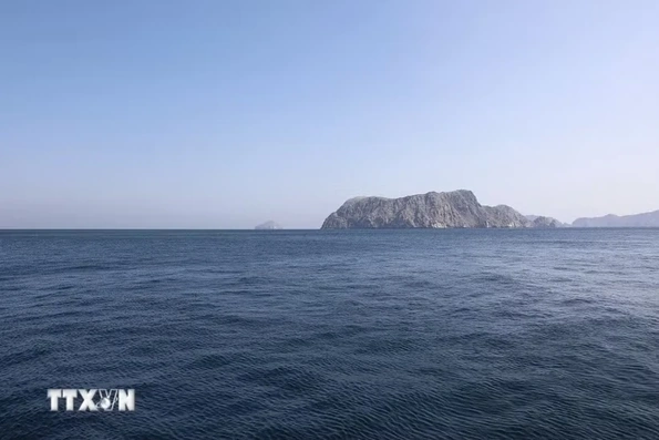 Anh và Australia tăng hiện diện quân sự tại eo biển Hormuz