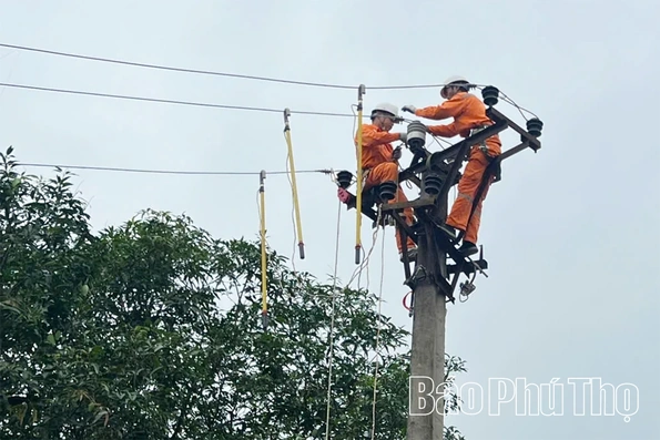 Điện lực Lập Thạch đảm bảo cung cấp điện phục vụ các kỳ thi năm 2026