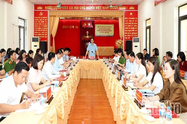 Đoàn giám sát số 23 làm việc với Ban Thường vụ Đảng ủy xã Tây Cốc, Đoan Hùng