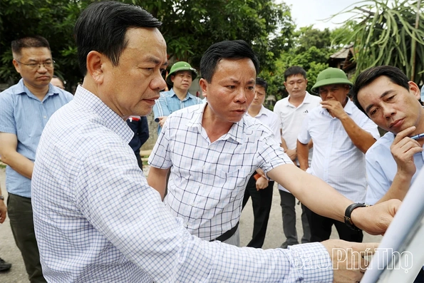 Phó Chủ tịch UBND tỉnh Quách Tất Liêm kiểm tra tiến độ thi công các dự án giao thông trọng điểm khu vực Hòa Bình