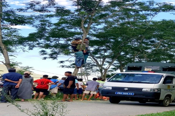 Công an xã Nật Sơn kịp thời cứu người dân trong tình huống đặc biệt nguy hiểm