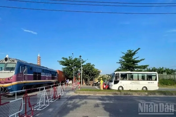 Cắt giảm mạnh rào cản kinh doanh trong lĩnh vực giao thông vận tải và xây dựng