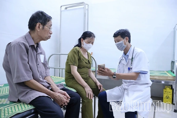 Quyết tâm hoàn thành số hoá Sổ sức khoẻ điện tử