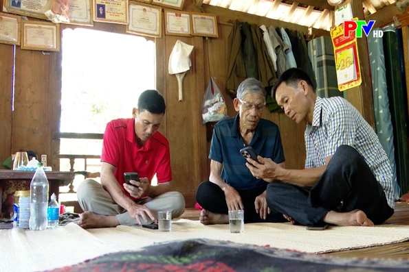 “Sổ tay đảng viên điện tử” và những rào cản ở vùng cao