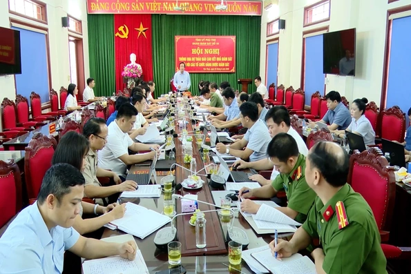 Thông qua dự thảo báo cáo giám sát đối với Ban Thường vụ Đảng ủy 6 xã khu vực Hòa Bình