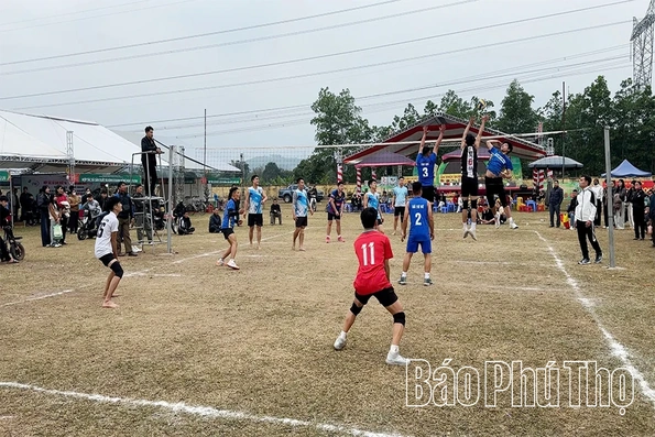 Phát triển thể thao quần chúng ở xã Tân Lạc