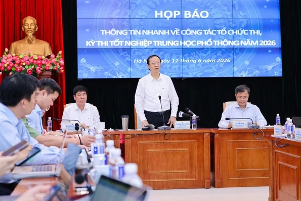 Nhiều hội đồng thi sử dụng thiết bị quét an ninh, phòng chống gian lận bằng công nghệ cao
