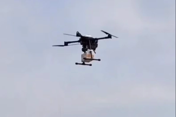 Từ 20/7, drone, flycam phải gắn mã định danh tương tự biển số xe
