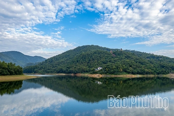 Hồ Bò Lạc - Kỳ vọng điểm nhấn du lịch mới