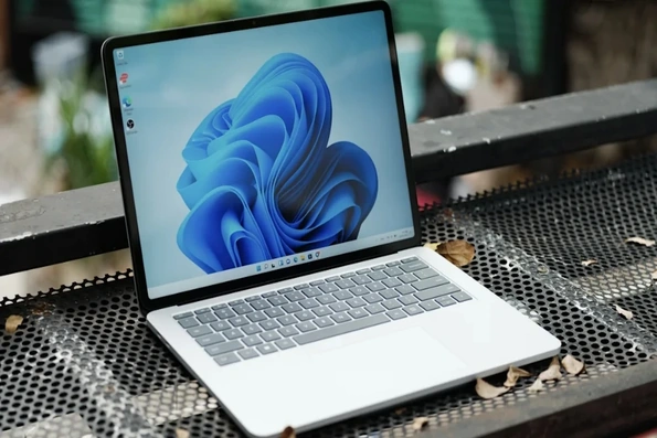 Microsoft vừa vá kỷ lục 570 lỗ hổng trong Windows