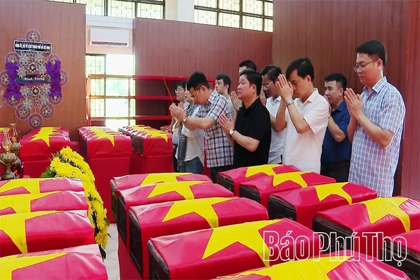 Đưa các anh trở về với Đất Mẹ