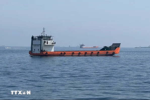 Mỹ trấn an thị trường dầu mỏ khi căng thẳng với Iran gia tăng