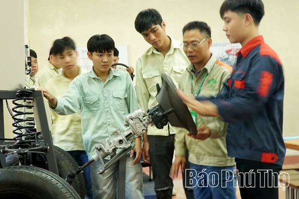 Đổi mới giáo dục nghề nghiệp, làm chủ thị trường lao động