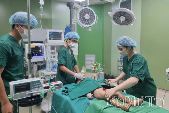 &nbsp;Bệnh viện Đa khoa Vĩnh Phúc điều trị thành công bé trai 2 tuổi chấn thương dương vật