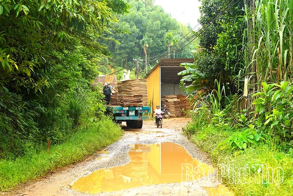 Yên Kỳ khởi công 3 công trình giao thông, tổng vốn đầu tư hơn 28,5 tỷ đồng