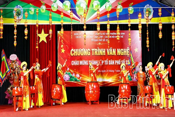 Sắp xếp thôn, tổ dân phố gắn với giữ gìn bản sắc văn hóa