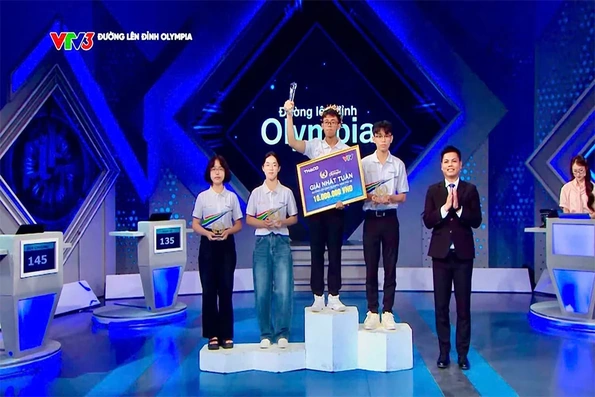 Em Nguyễn Hà Bình giành vòng nguyệt quế cuộc thi tuần Đường lên đỉnh Olympia năm thứ 26&nbsp;