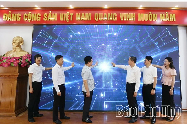 Ra mắt phần mềm quản trị và điều hành dữ liệu số
