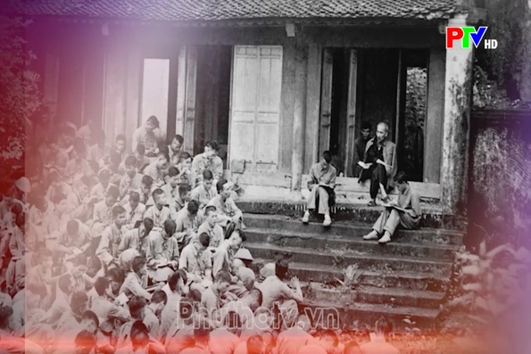 Lời Người giữa non thiêng