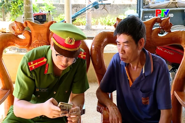 Giữ vững thế trận an ninh từ lòng dân