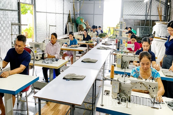 Hỗ trợ đào tạo nghề, trang bị kỹ năng số cho nông dân