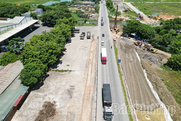 Tạo động lực thúc đẩy phát triển kinh tế - xã hội
