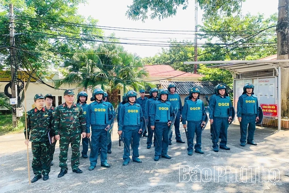Ban Chỉ huy quân sự xã Phú Mỹ luyện tập phương án sẵn sàng chiến đấu bảo vệ cơ quan