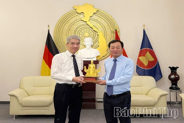 Phú Thọ mở rộng không gian đối ngoại, thúc đẩy hợp tác đầu tư và quảng bá địa phương tại châu Âu