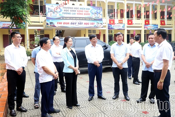 Khai thác tiềm năng, đẩy mạnh phát triển kinh tế gắn với bảo tồn bản sắc văn hóa Mường
