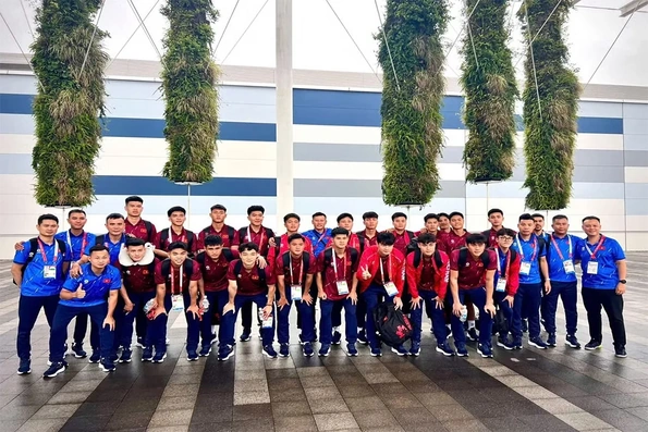 Đội tuyển U23 Việt Nam có mặt tại Nagoya, sẵn sàng cho Asiad 20