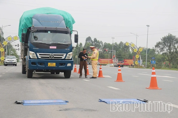 Quyết liệt&nbsp;đảm&nbsp;bảo trật tự, an toàn giao thông&nbsp;