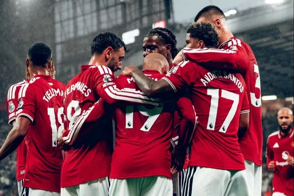 Manchester United gặp Sabah: 3 điểm đầu tiên cho Quỷ Đỏ