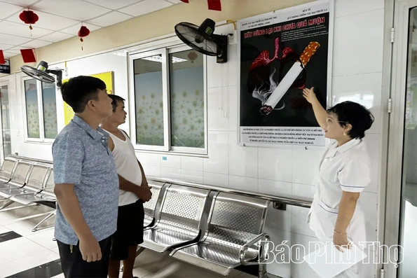 Trung tâm Y tế khu vực Vĩnh Tường xây dựng môi trường không khói thuốc